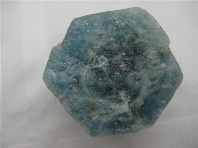 Aquamarine good for calming and cooling 1268